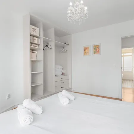 Lovelyloft Mercado Apartment