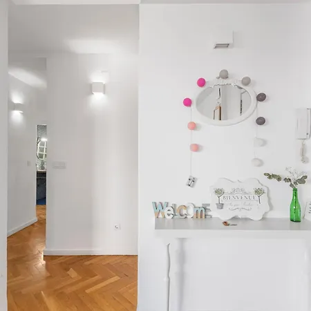 Lovelyloft Mercado * Alicante