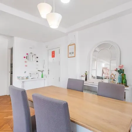Lovelyloft Mercado Apartment
